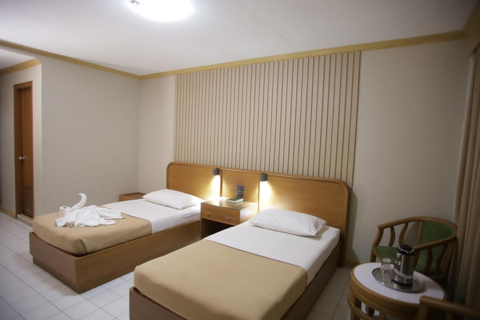 Hotel Soriente Manila Esterno foto